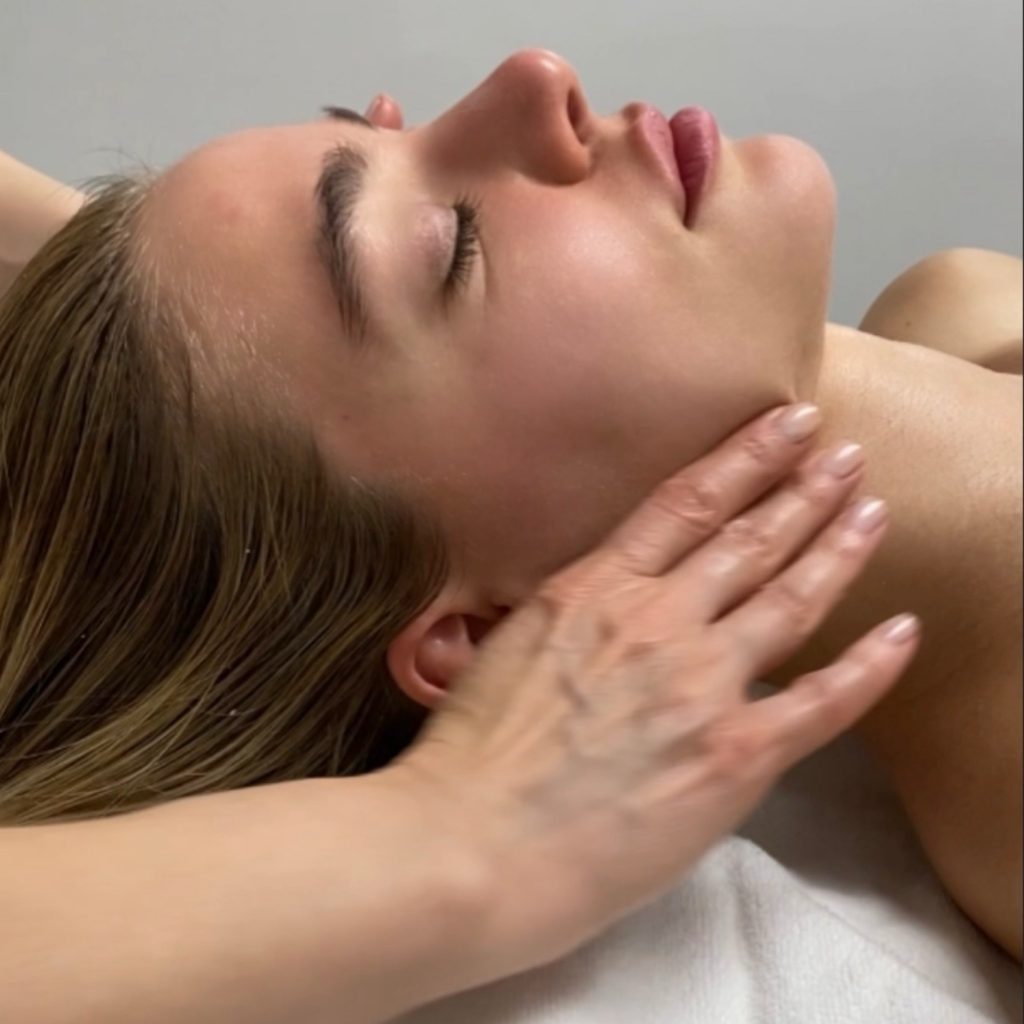Best Lymphatic Drainage Facial Massage