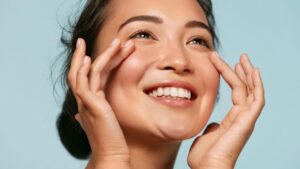 Read more about the article 5 Common Myths About Facial Swelling